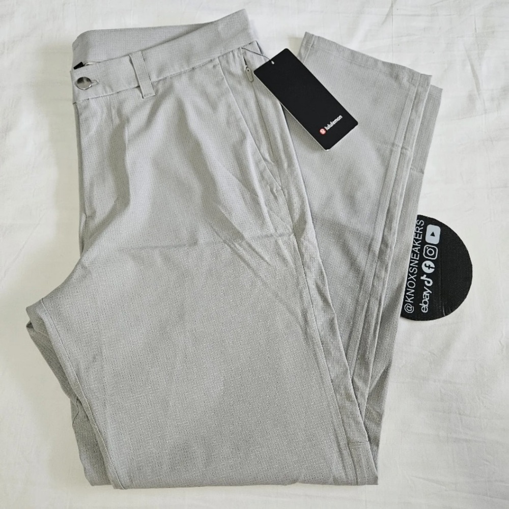 Lululemon Commission Pant Slim 32"L WovenAir Seal Light Grey SEAL Men's Size 28